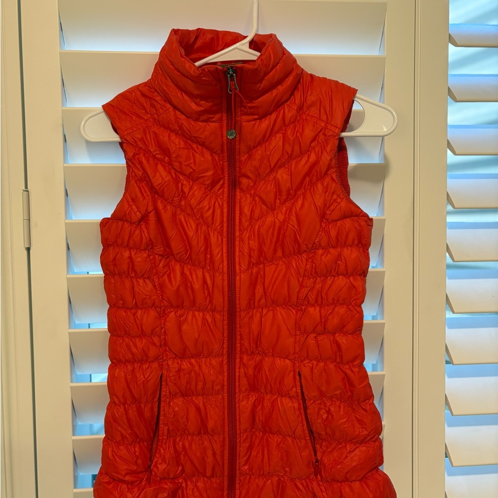 Athleta Puffer Vest